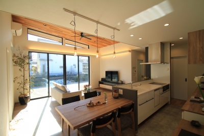 株式会社Y's home（ワイズホーム）の施工事例